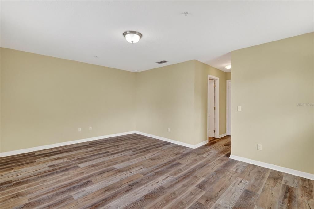 В аренду: $2,200 (3 спален, 2 ванн, 1630 Квадратных фут)