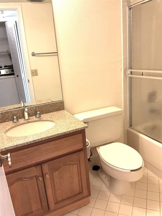 На продажу: $395,000 (2 спален, 2 ванн, 1150 Квадратных фут)