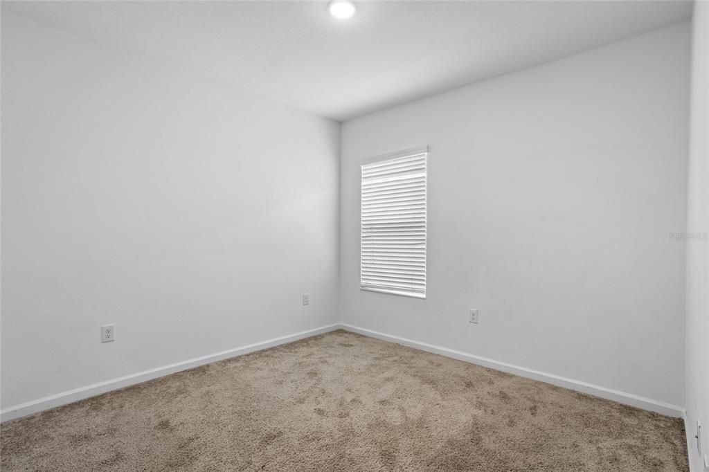 For Sale: $339,000 (4 beds, 2 baths, 1938 Square Feet)