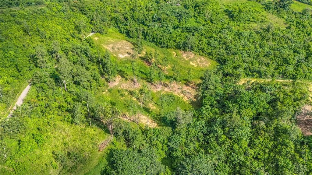 На продажу: $295,000 (4.86 acres)