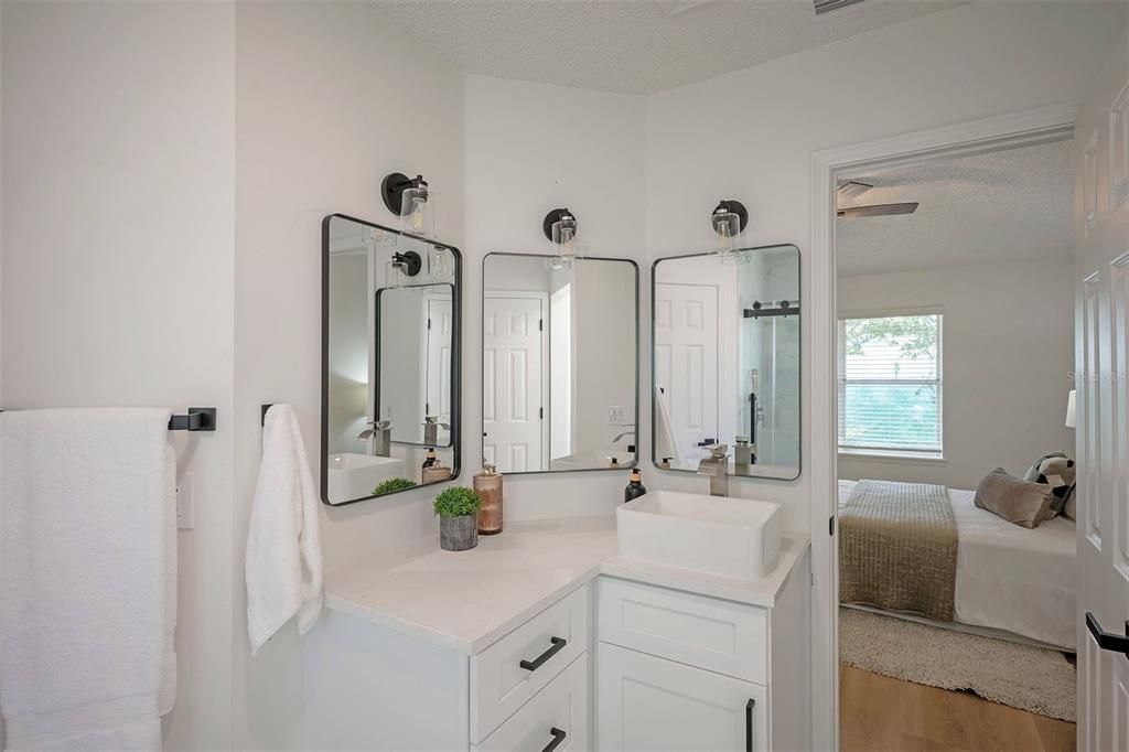 For Sale: $315,000 (4 beds, 2 baths, 1694 Square Feet)