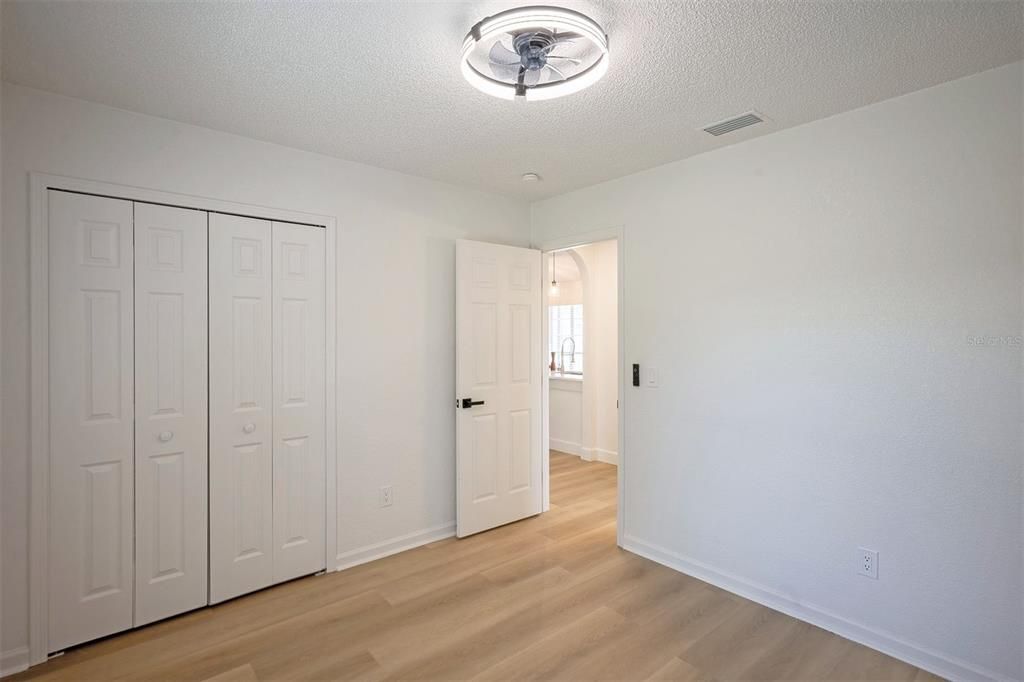 For Sale: $315,000 (4 beds, 2 baths, 1694 Square Feet)