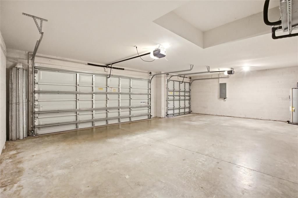 На продажу: $339,900 (4 спален, 2 ванн, 1719 Квадратных фут)