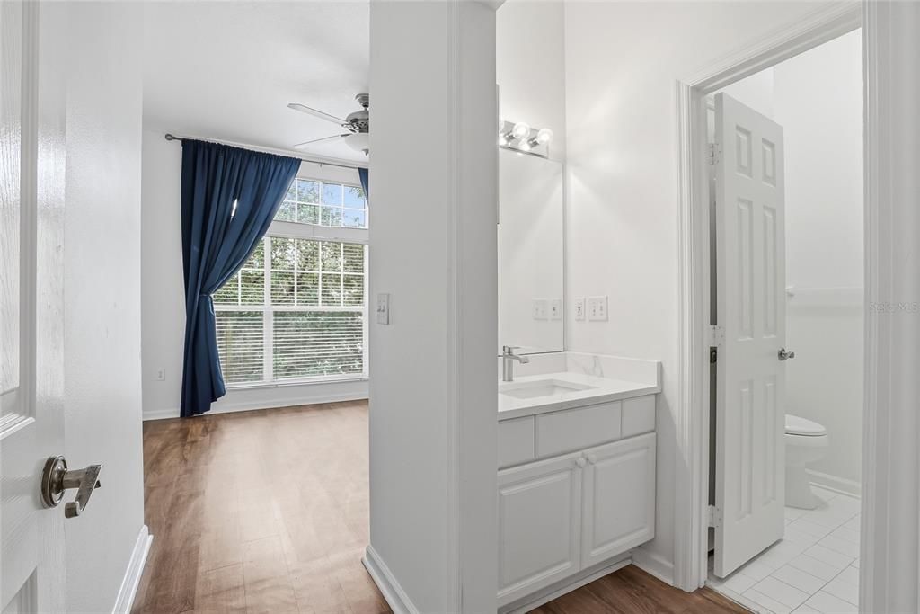 For Sale: $1,000,000 (3 beds, 3 baths, 1860 Square Feet)