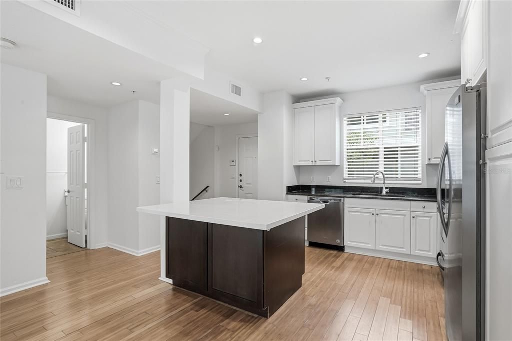 For Sale: $1,000,000 (3 beds, 3 baths, 1860 Square Feet)