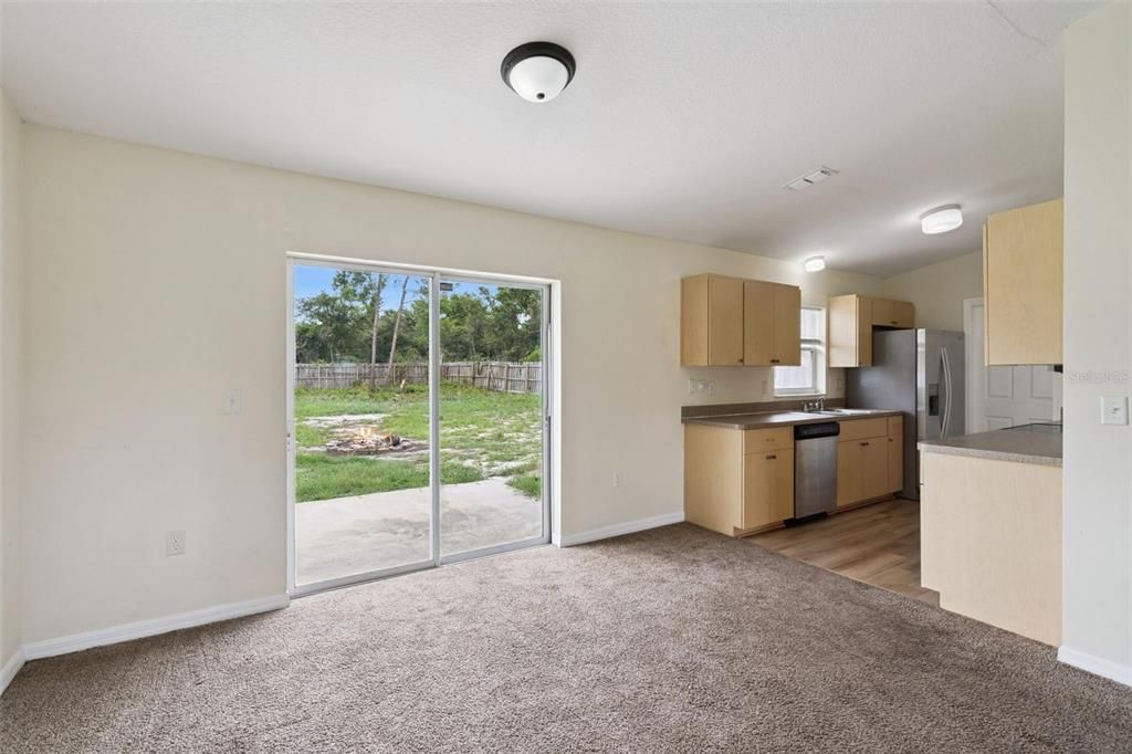 En Venta: $239,000 (3 camas, 2 baños, 1105 Pies cuadrados)