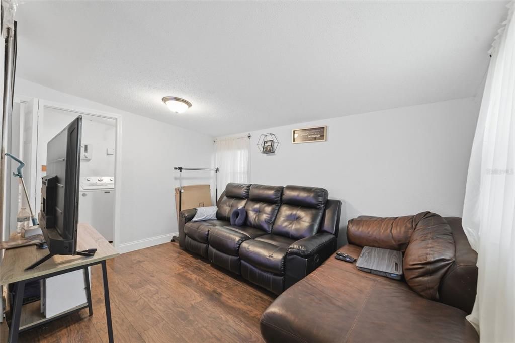 En Venta: $345,000 (5 camas, 0 baños, 2249 Pies cuadrados)