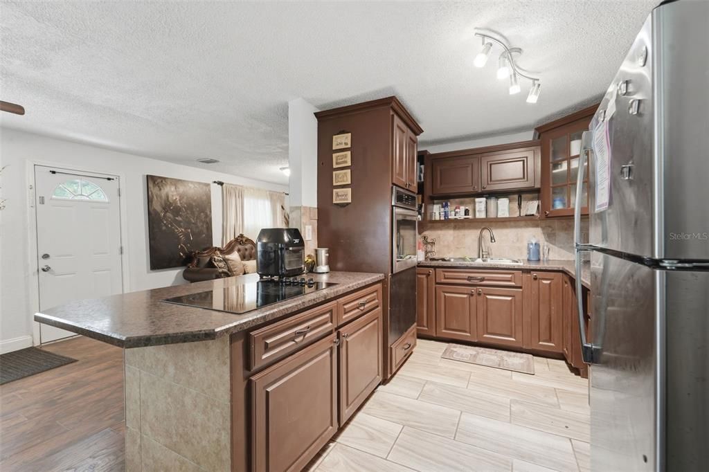 En Venta: $345,000 (5 camas, 0 baños, 2249 Pies cuadrados)