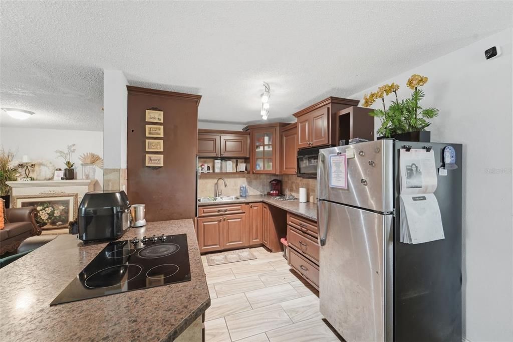 En Venta: $345,000 (5 camas, 0 baños, 2249 Pies cuadrados)
