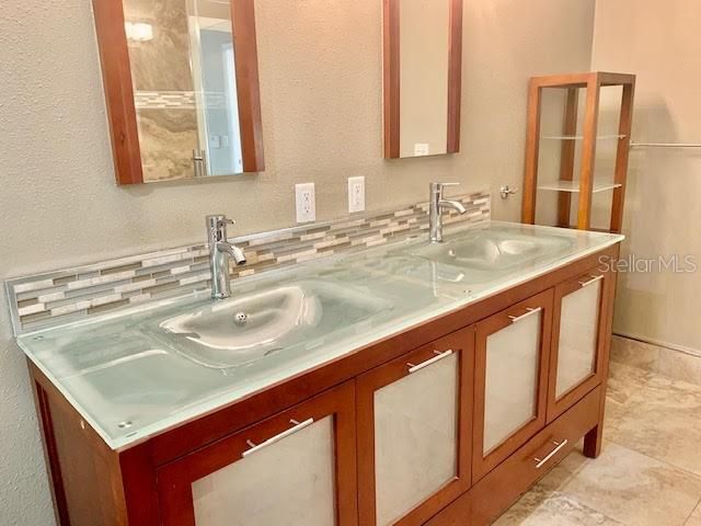 В аренду: $1,850 (3 спален, 2 ванн, 1655 Квадратных фут)