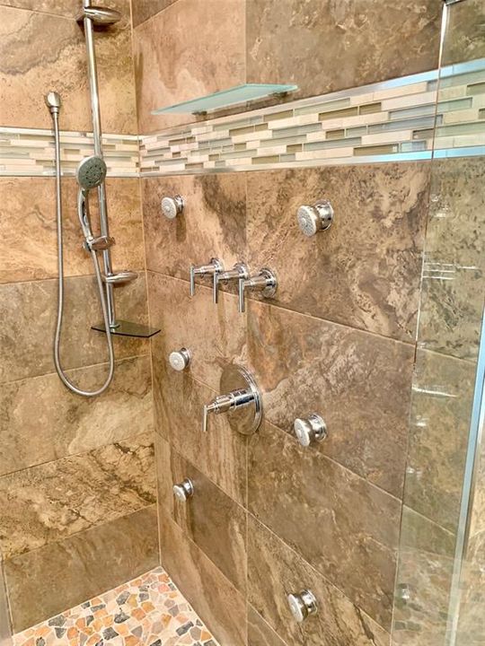 В аренду: $1,850 (3 спален, 2 ванн, 1655 Квадратных фут)