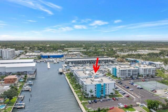For Sale: $140,000 (1 beds, 1 baths, 790 Square Feet)