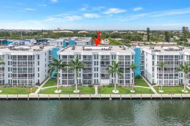 For Sale: $140,000 (1 beds, 1 baths, 790 Square Feet)