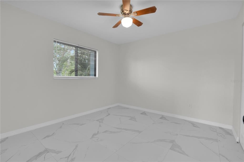 For Sale: $369,999 (4 beds, 0 baths, 1918 Square Feet)