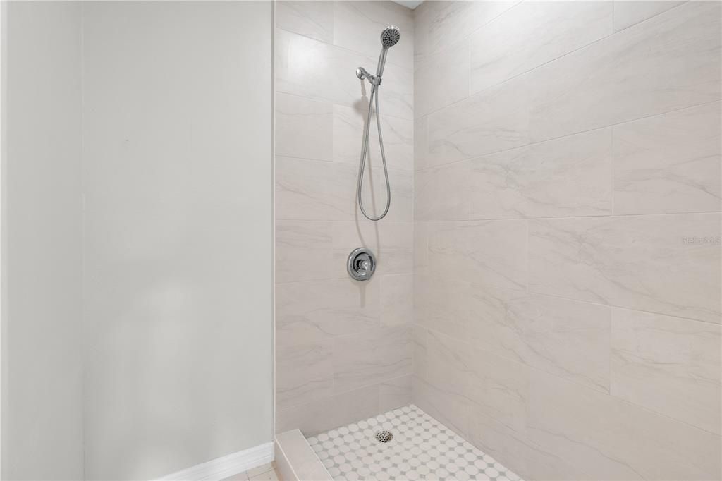 For Sale: $369,999 (4 beds, 0 baths, 1918 Square Feet)