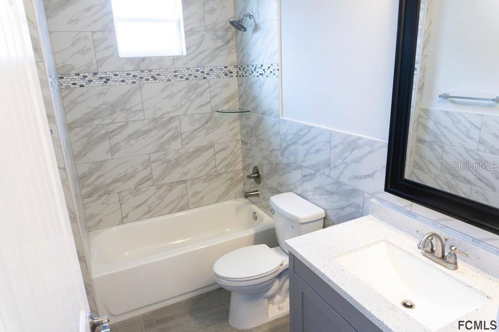 В аренду: $1,850 (4 спален, 2 ванн, 1300 Квадратных фут)
