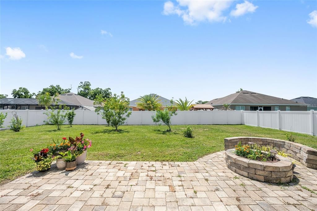For Sale: $299,900 (3 beds, 2 baths, 1795 Square Feet)