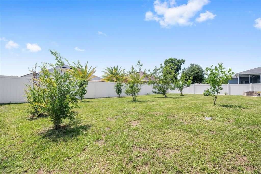 For Sale: $299,900 (3 beds, 2 baths, 1795 Square Feet)
