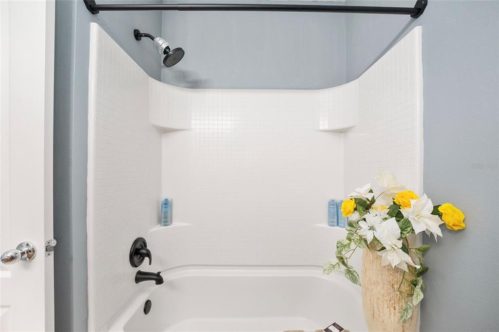 For Sale: $299,900 (3 beds, 2 baths, 1795 Square Feet)