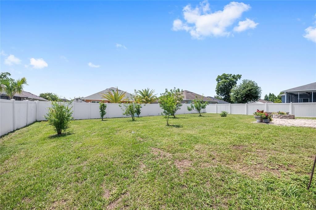 For Sale: $299,900 (3 beds, 2 baths, 1795 Square Feet)