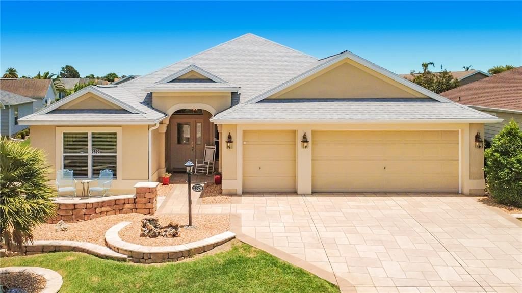 На продажу: $450,000 (3 спален, 2 ванн, 1856 Квадратных фут)