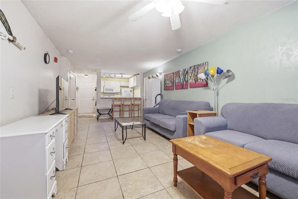 For Sale: $182,900 (4 beds, 4 baths, 1177 Square Feet)