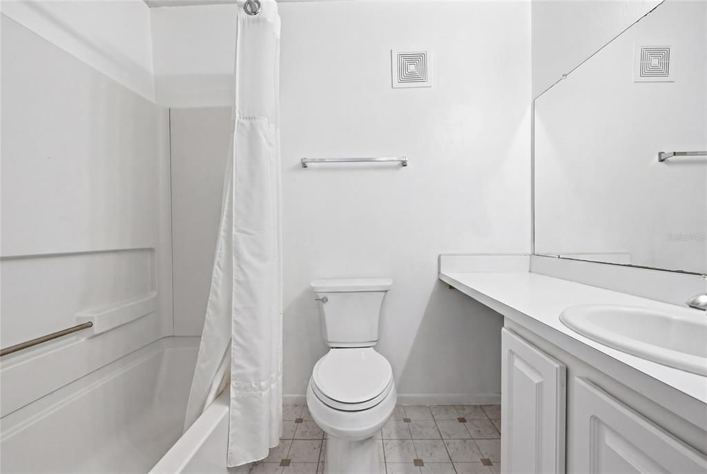 For Sale: $182,900 (4 beds, 4 baths, 1177 Square Feet)