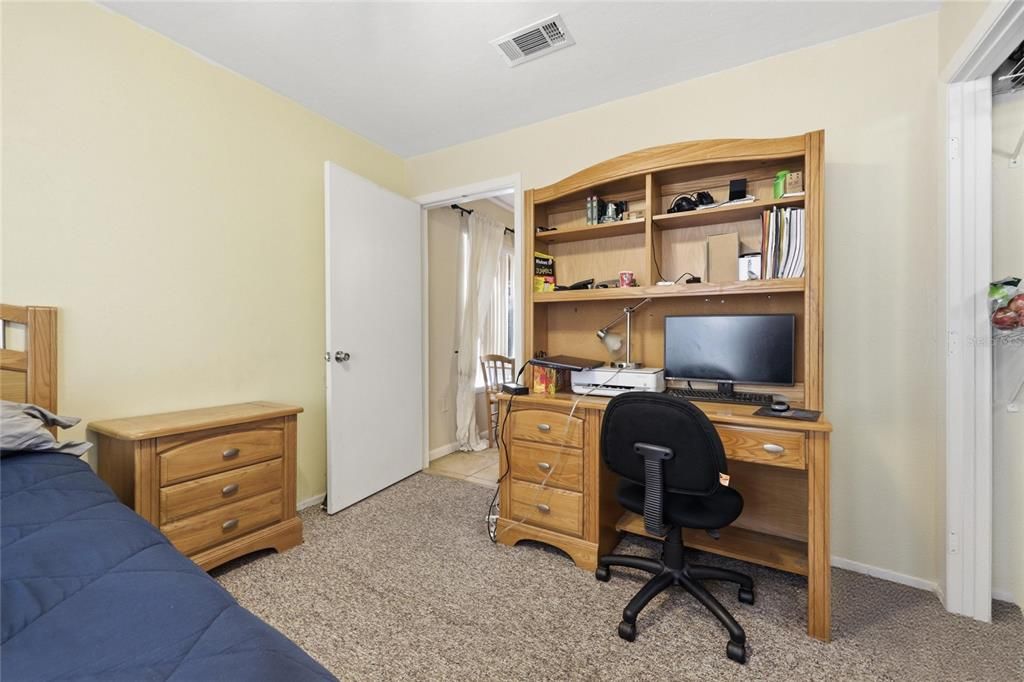 For Sale: $182,900 (4 beds, 4 baths, 1177 Square Feet)