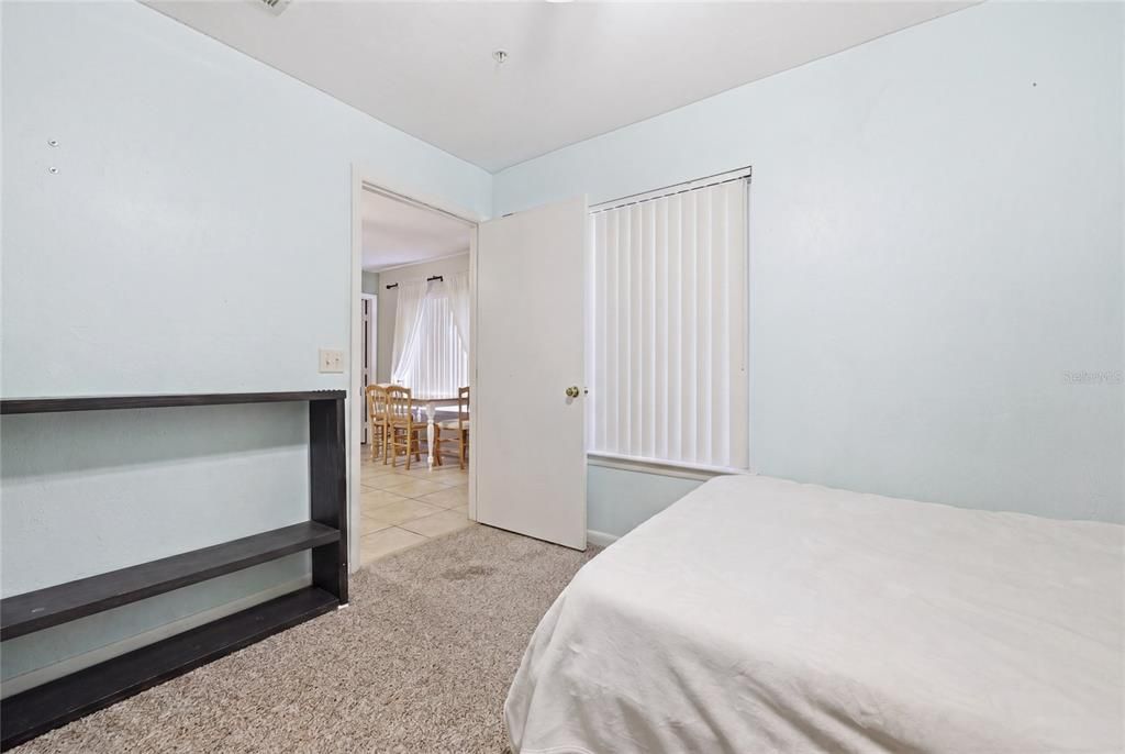 For Sale: $182,900 (4 beds, 4 baths, 1177 Square Feet)