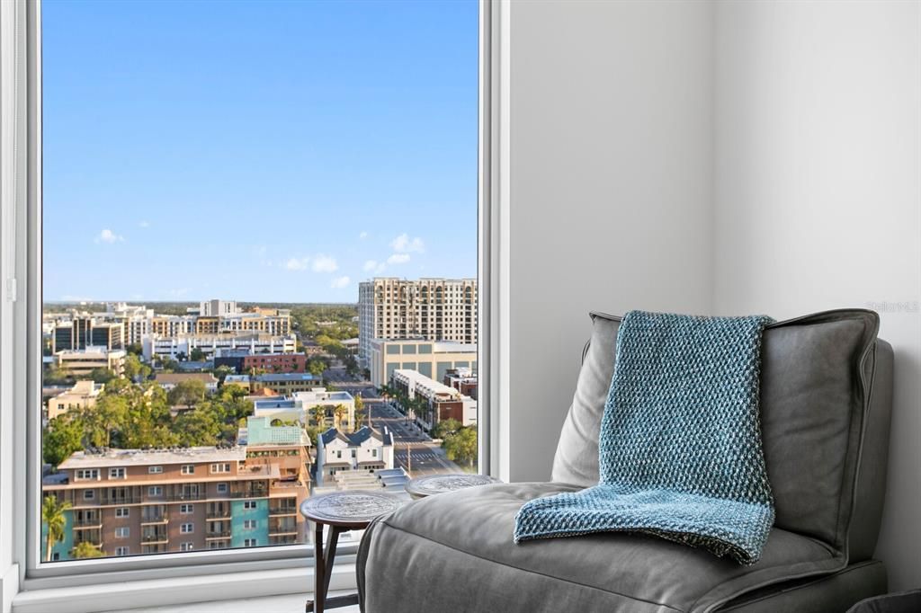For Sale: $1,499,000 (3 beds, 2 baths, 2127 Square Feet)