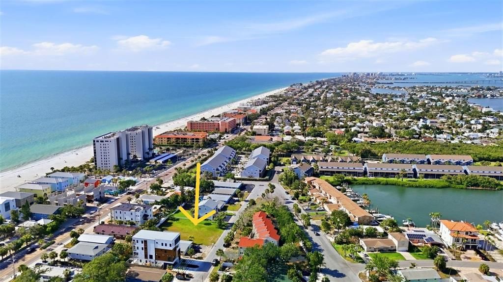For Sale: $399,999 (0.13 acres)