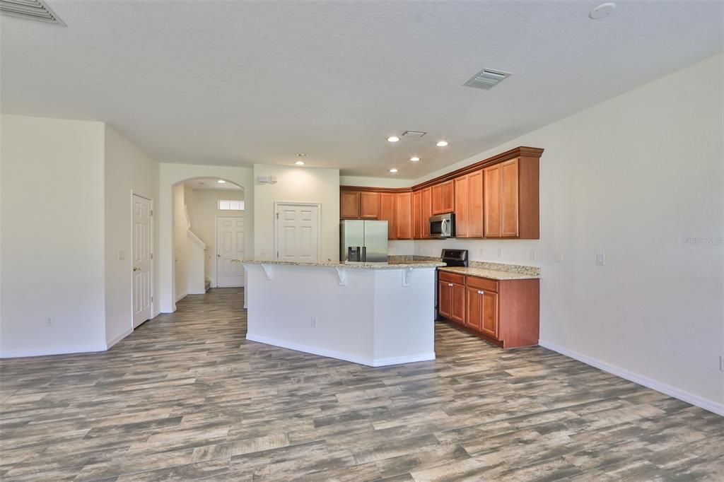For Rent: $2,200 (3 beds, 2 baths, 1534 Square Feet)