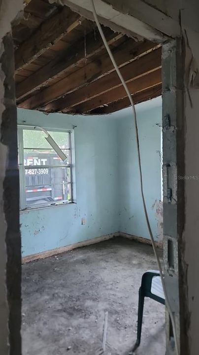 For Sale: $213,000 (2 beds, 1 baths, 1313 Square Feet)