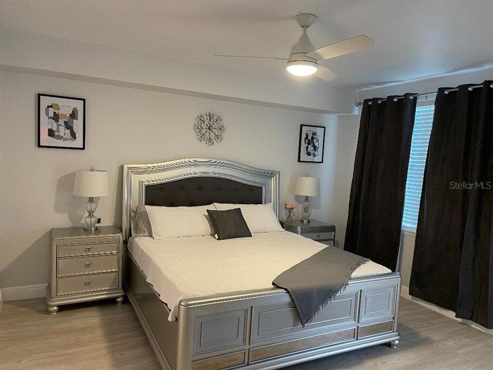 В аренду: $2,200 (2 спален, 2 ванн, 1324 Квадратных фут)