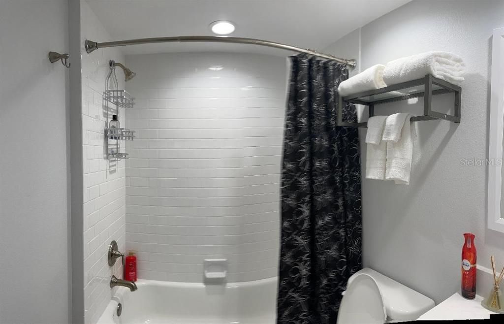 В аренду: $2,200 (2 спален, 2 ванн, 1324 Квадратных фут)