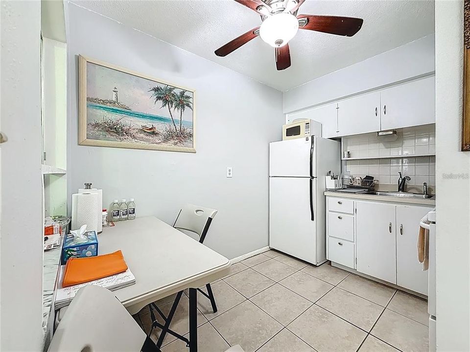 For Rent: $1,195 (1 beds, 1 baths, 544 Square Feet)
