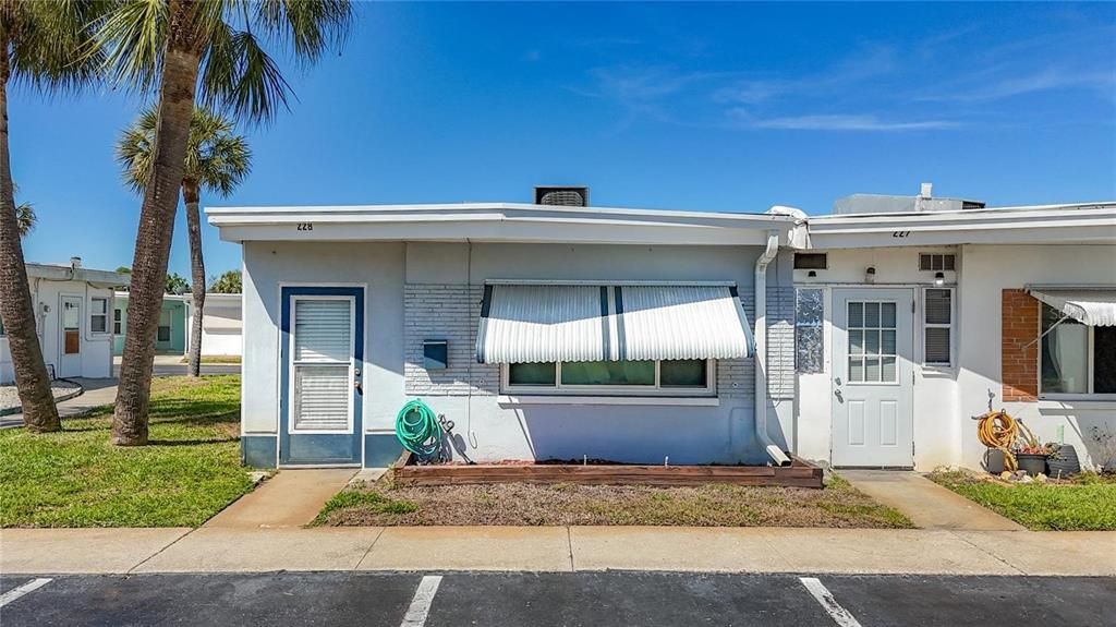 For Rent: $1,195 (1 beds, 1 baths, 544 Square Feet)