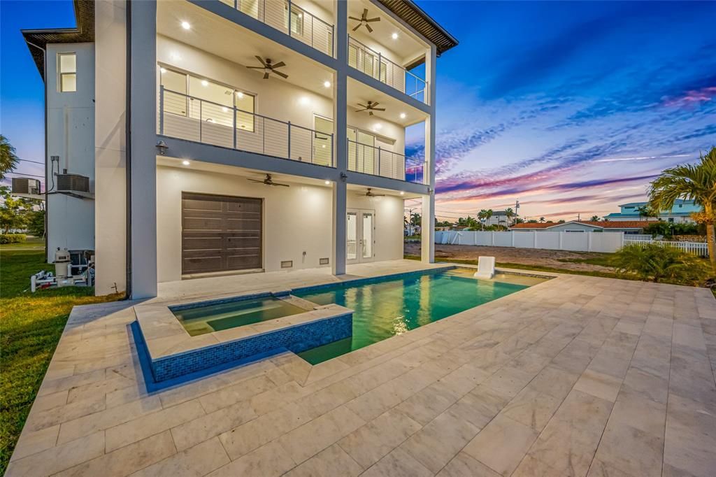 For Sale: $3,485,000 (6 beds, 5 baths, 4849 Square Feet)