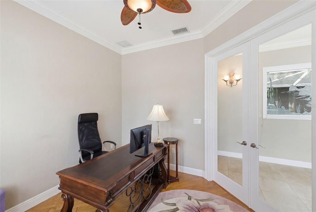 En Venta: $740,000 (3 camas, 3 baños, 2905 Pies cuadrados)