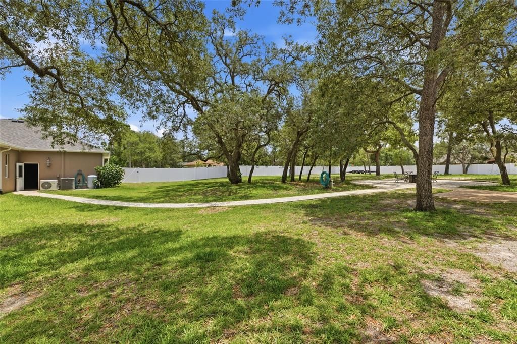 En Venta: $740,000 (3 camas, 3 baños, 2905 Pies cuadrados)