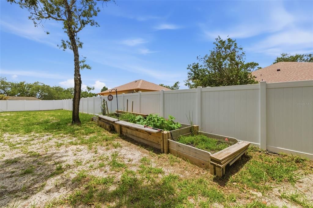 En Venta: $740,000 (3 camas, 3 baños, 2905 Pies cuadrados)