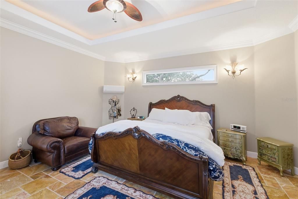 En Venta: $740,000 (3 camas, 3 baños, 2905 Pies cuadrados)