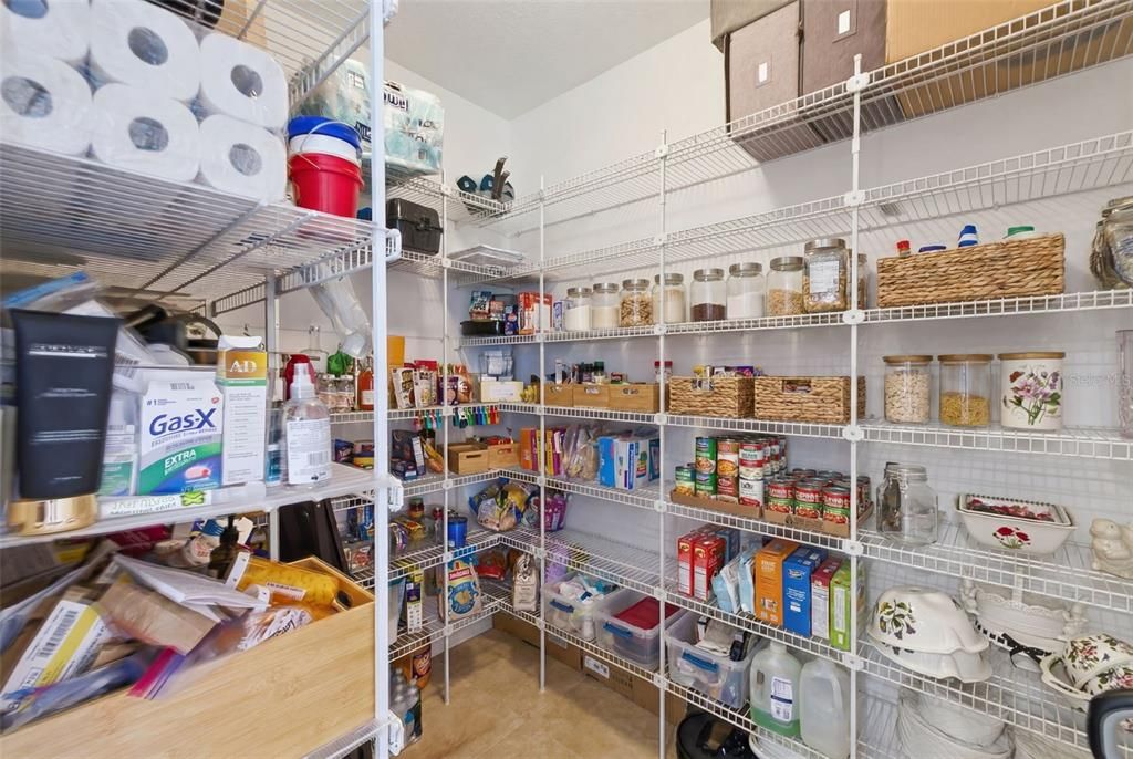 En Venta: $740,000 (3 camas, 3 baños, 2905 Pies cuadrados)