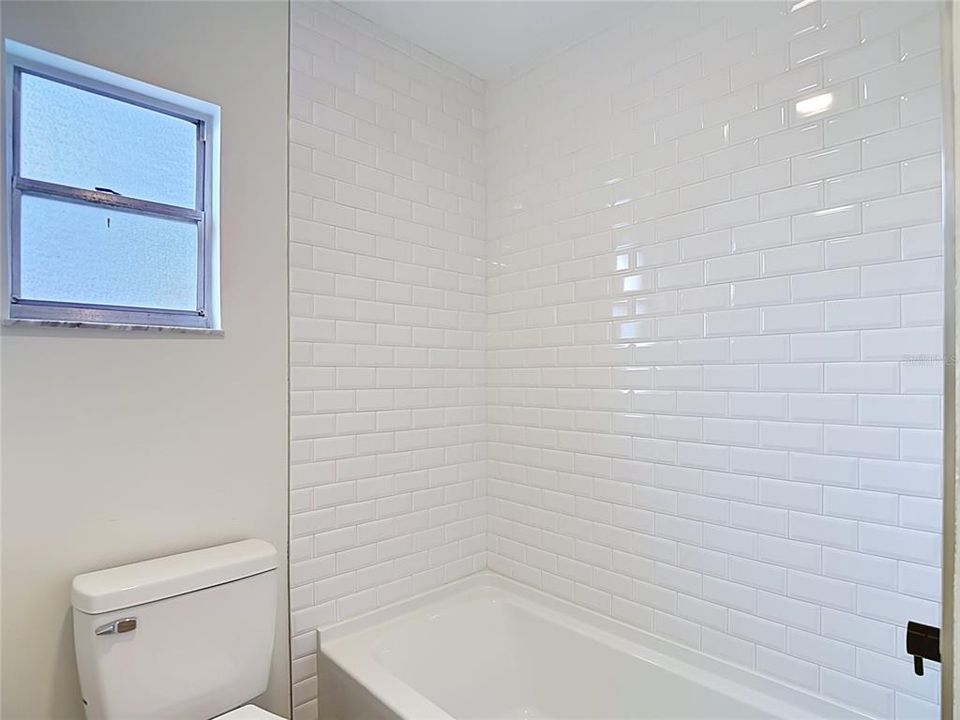 На продажу: $461,500 (3 спален, 2 ванн, 1626 Квадратных фут)