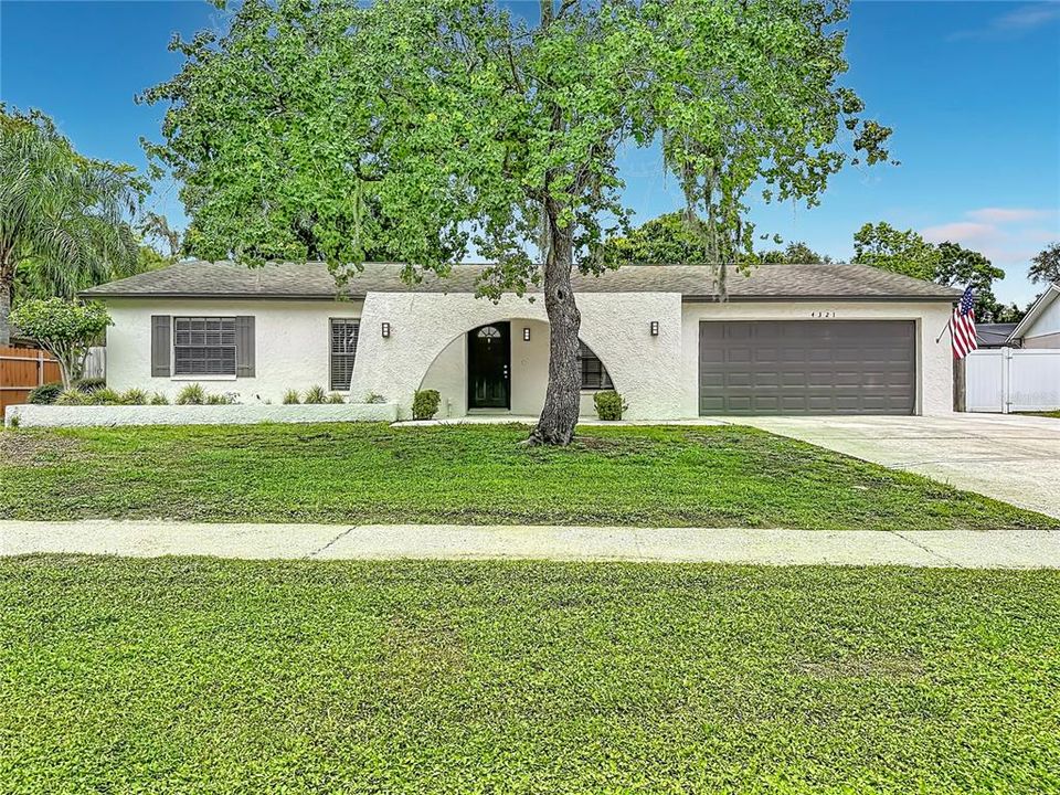 For Sale: $461,500 (3 beds, 2 baths, 1626 Square Feet)