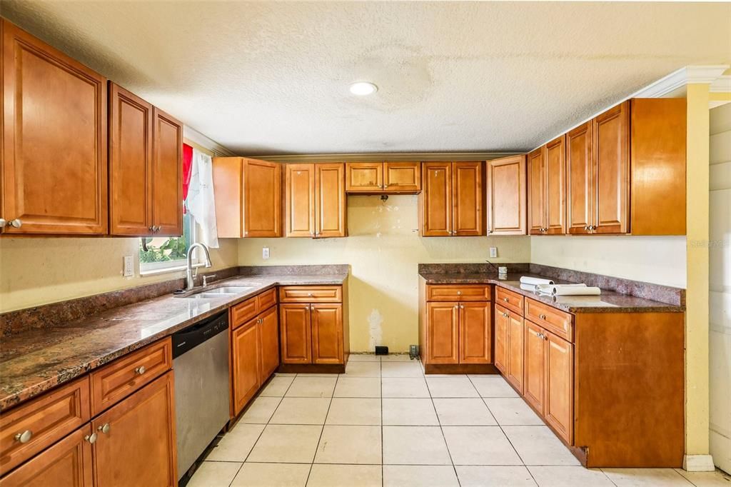 En Venta: $210,000 (2 camas, 1 baños, 1088 Pies cuadrados)