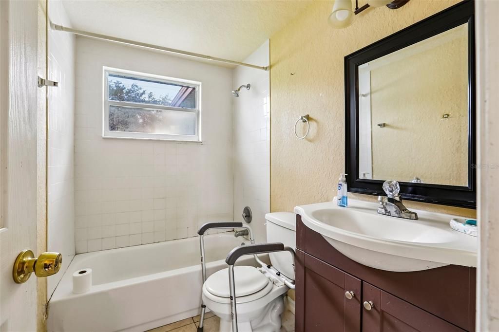 En Venta: $210,000 (2 camas, 1 baños, 1088 Pies cuadrados)