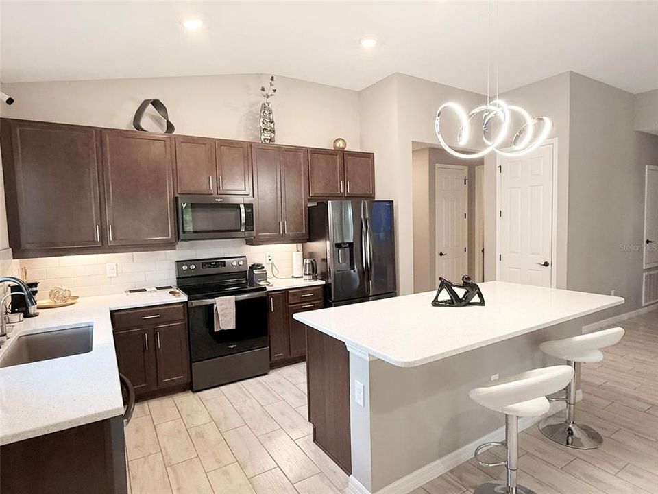 En Venta: $439,900 (3 camas, 2 baños, 1537 Pies cuadrados)