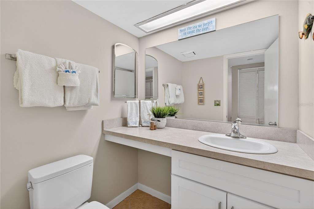 En Venta: $669,000 (2 camas, 1 baños, 1120 Pies cuadrados)