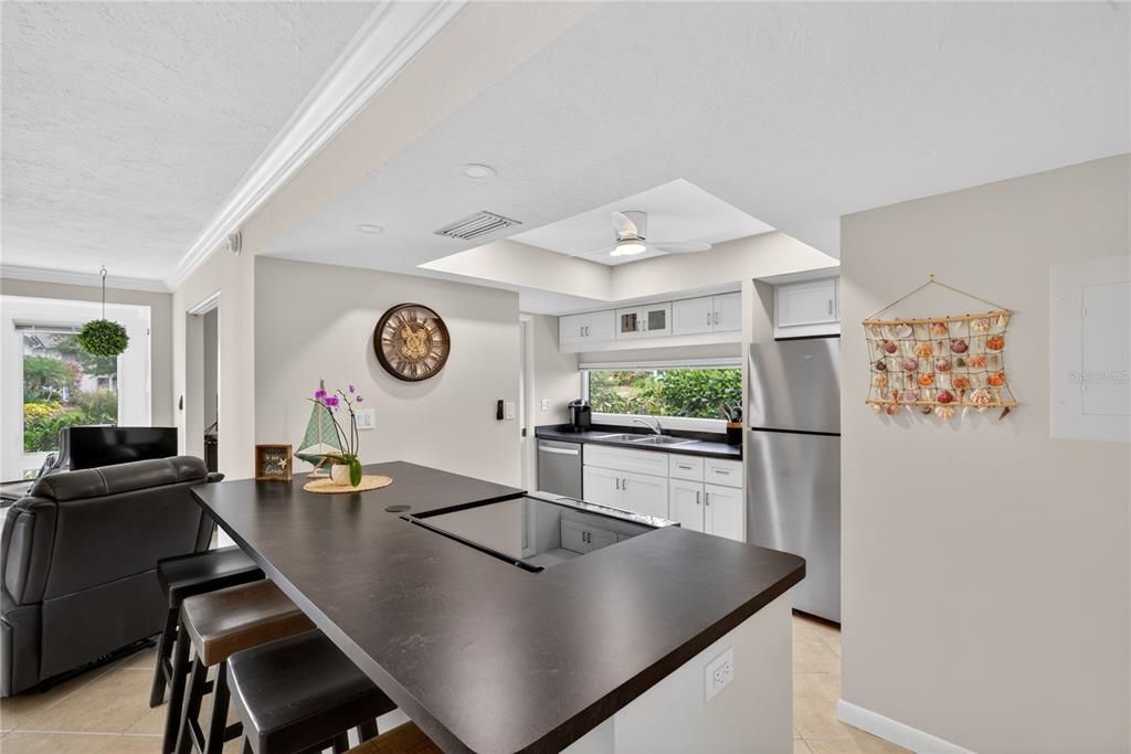 En Venta: $669,000 (2 camas, 1 baños, 1120 Pies cuadrados)